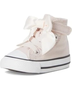 Converse Kids Chuck Taylor All Star Ruffles & Bows Easy-On (Toddler) | Sneakers & Athletic Shoes -The Worn Daily 61biWUaJiGL. AC SR736920
